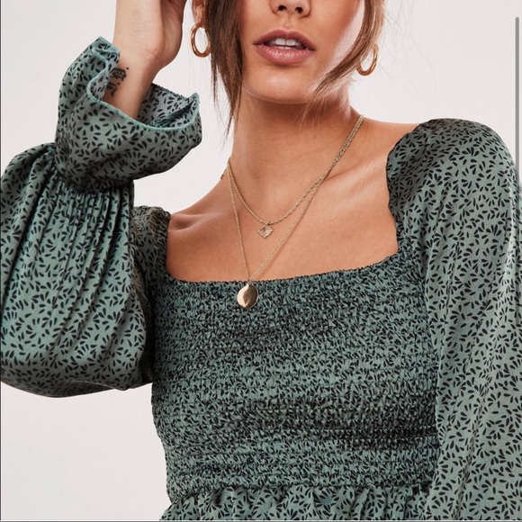 Missguided smocked green babydoll dress - Picture 2 of 9